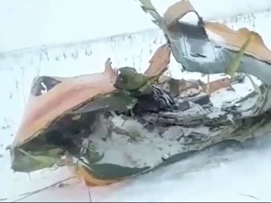 СМИ опубликовали расшифровку последнего разговора пилотов разбившегося Ан-148