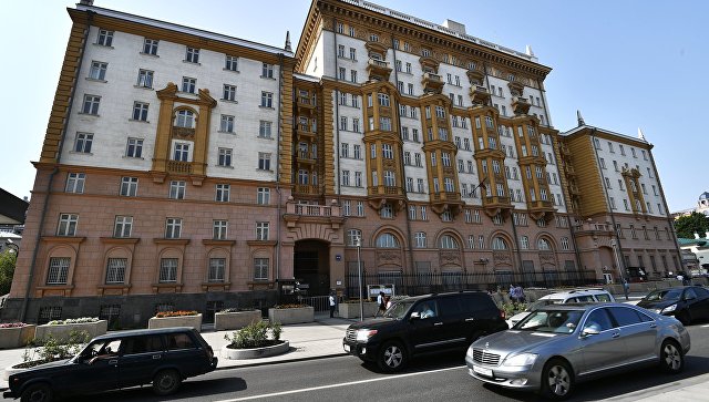 В МИД назвали крайне удручающим положение с выдачей виз США в России