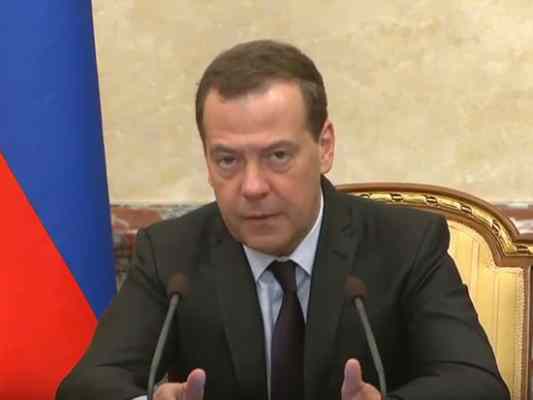 Отставка правительства РФ и назначение премьера: что ждет Медведева