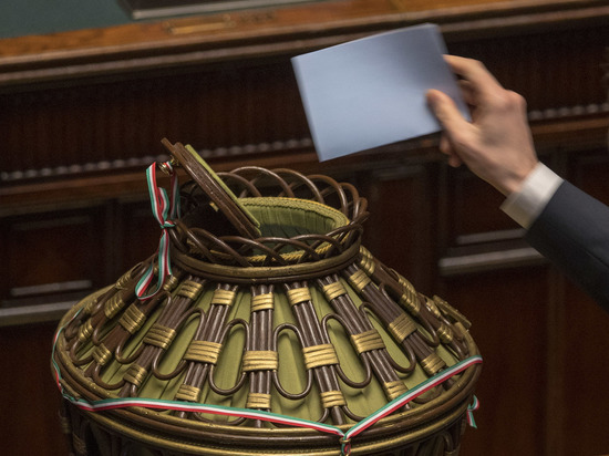 Кризис в Италии углубился: популисты грозят «маршем на Рим»