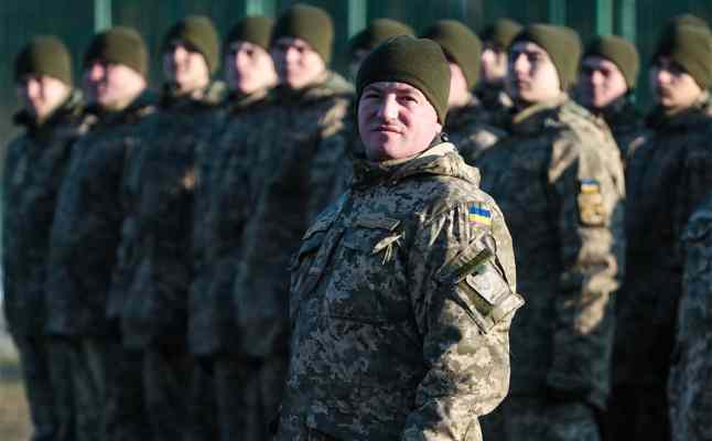 Минобороны Украины рассказало о тысячах покидающих армию офицеров